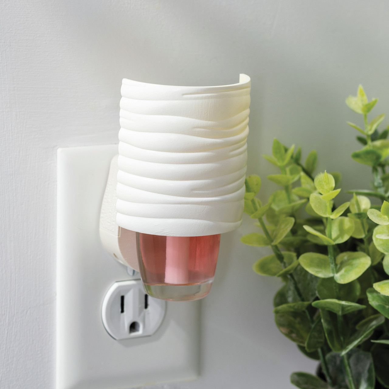 Harmony WallScents™ Fragrance Warmer Pluggable