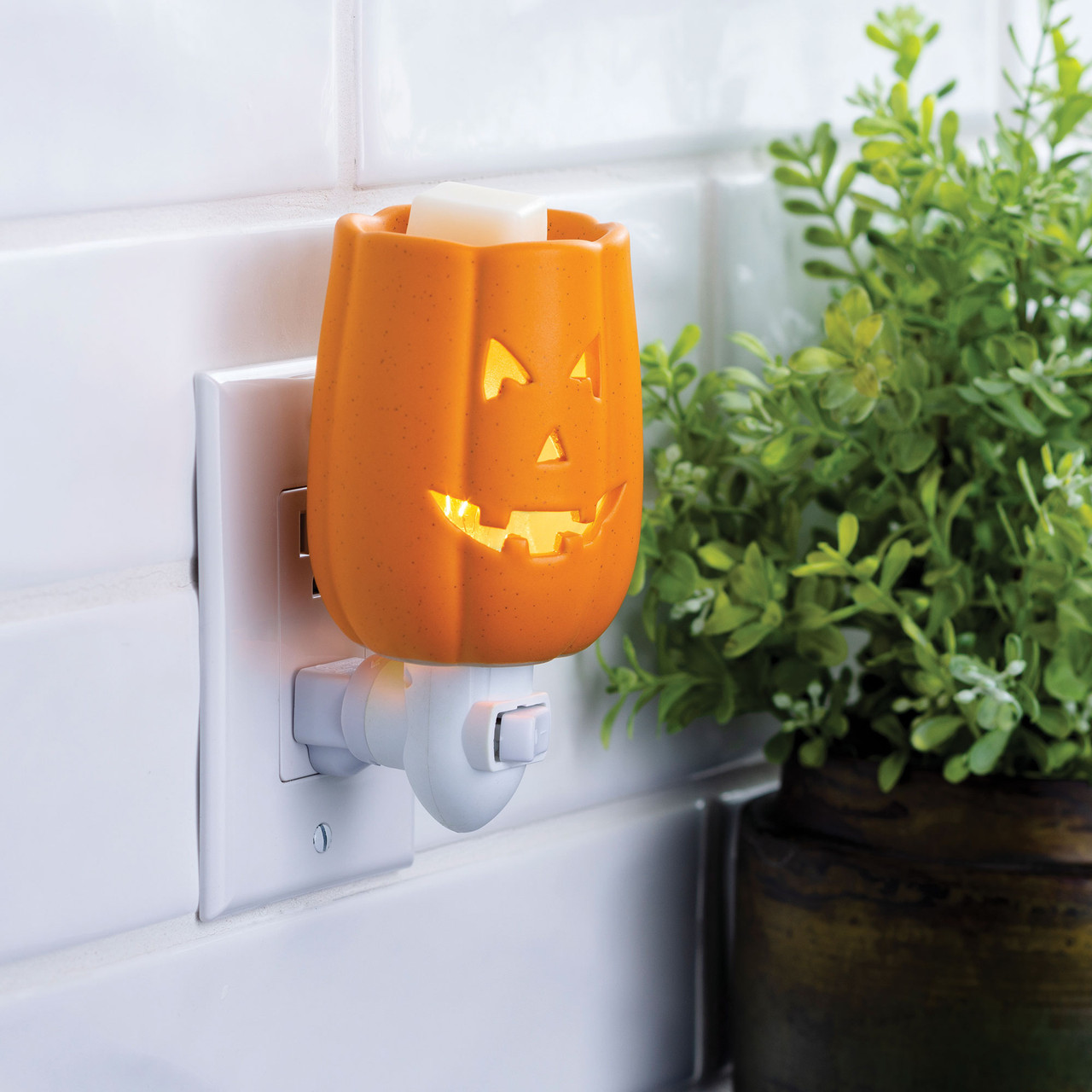 Jack O' Lantern Pluggable Fragrance Warmer